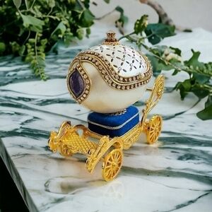 Princess Crystal Carriage Music Box Goose Eggshell Hand Painted Jewelry Trinket